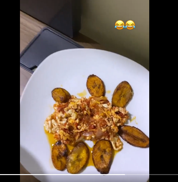 Man shares video of N2k food he was served at a Lagos hotel
