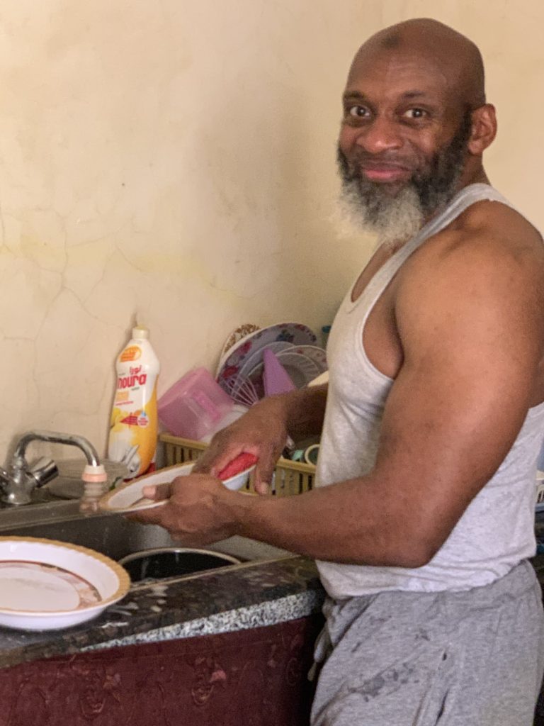 Journalist explains why he still does the dishes in his house despite having three wives