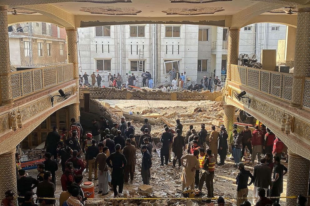 Update: 59 confirmed dead and 157 injured in Pakistan mosque bomb blast