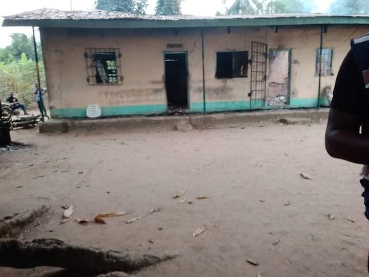 Gunmen attack police station in Abia